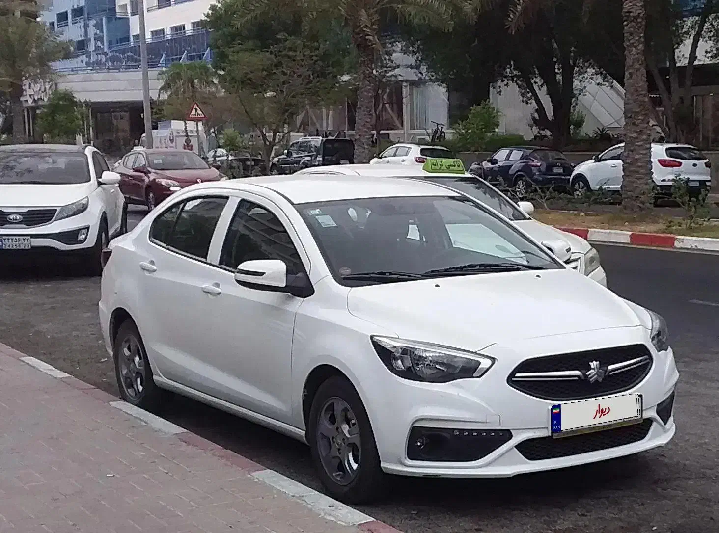 شاهین ج ال ۱۴۰۳ بیمه بدنه کف پوش سه بودی|خودرو سواری و وانت|مشهد, جاهد شهر|دیوار