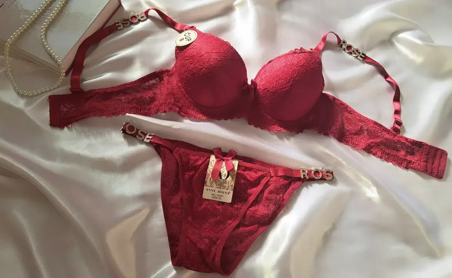 لباس زیر اندیمشک|لباس|اندیمشک, |دیوار