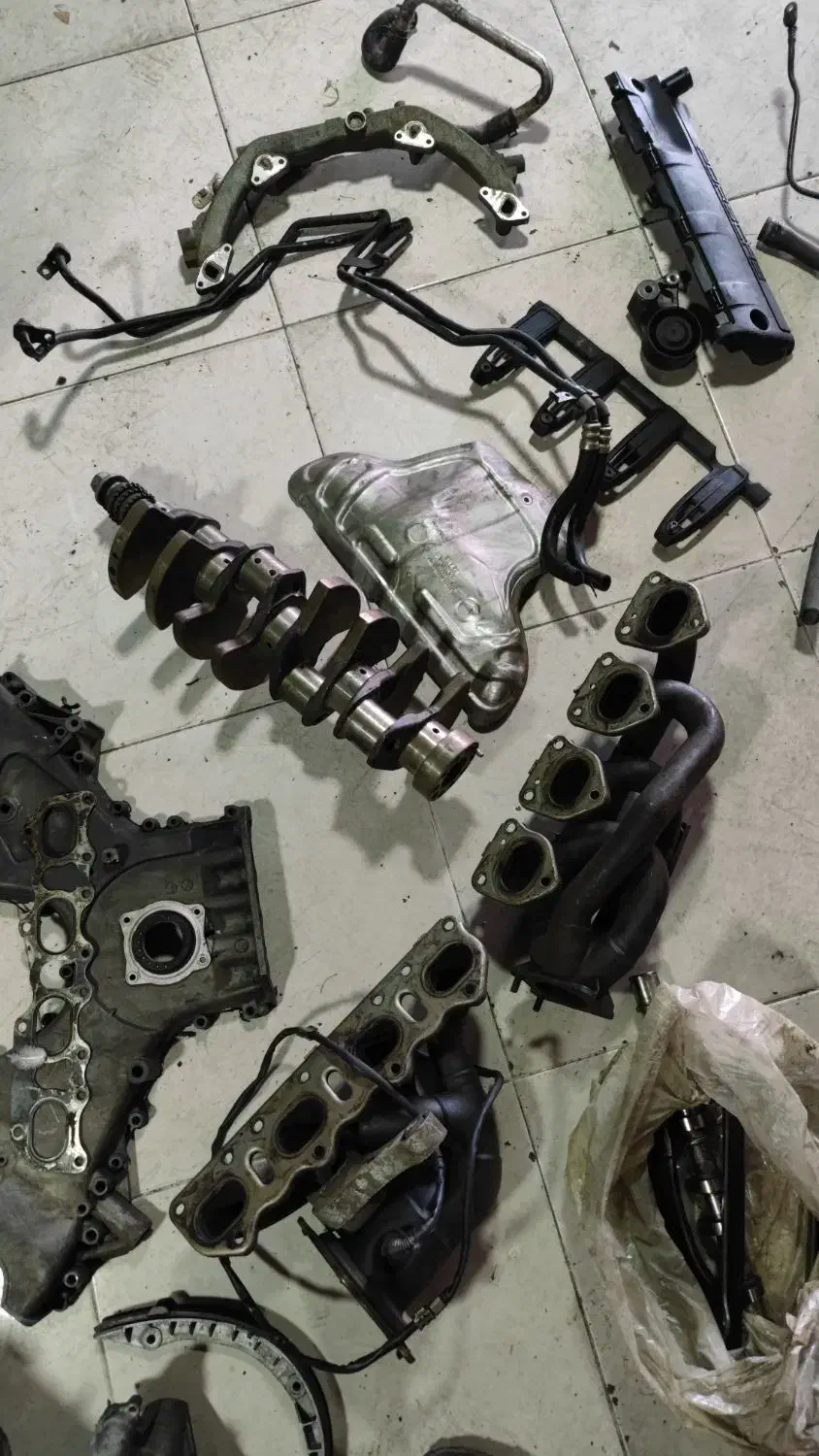 لوازم یدکی پورشه پانامرا کامل|قطعات یدکی و لوازم جانبی|کرج, گلشهر|دیوار