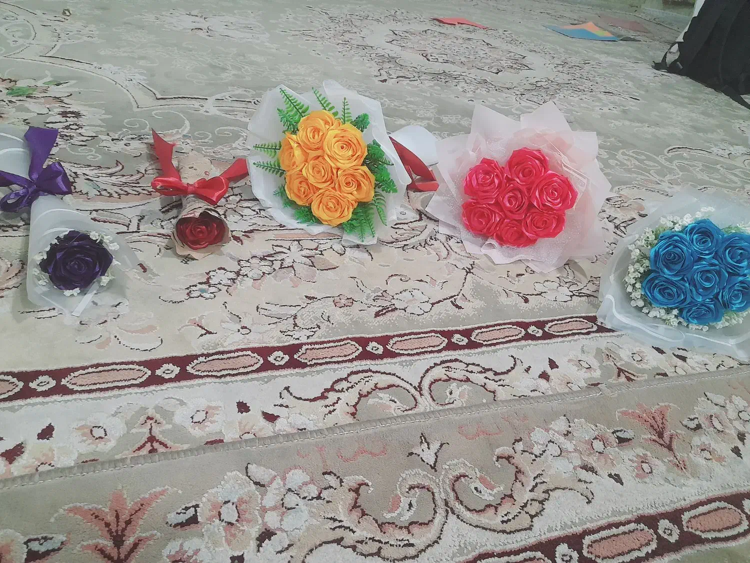 گل روبانی ماندگار (تخفیف ویژه)|گل مصنوعی|یاسوج, |دیوار