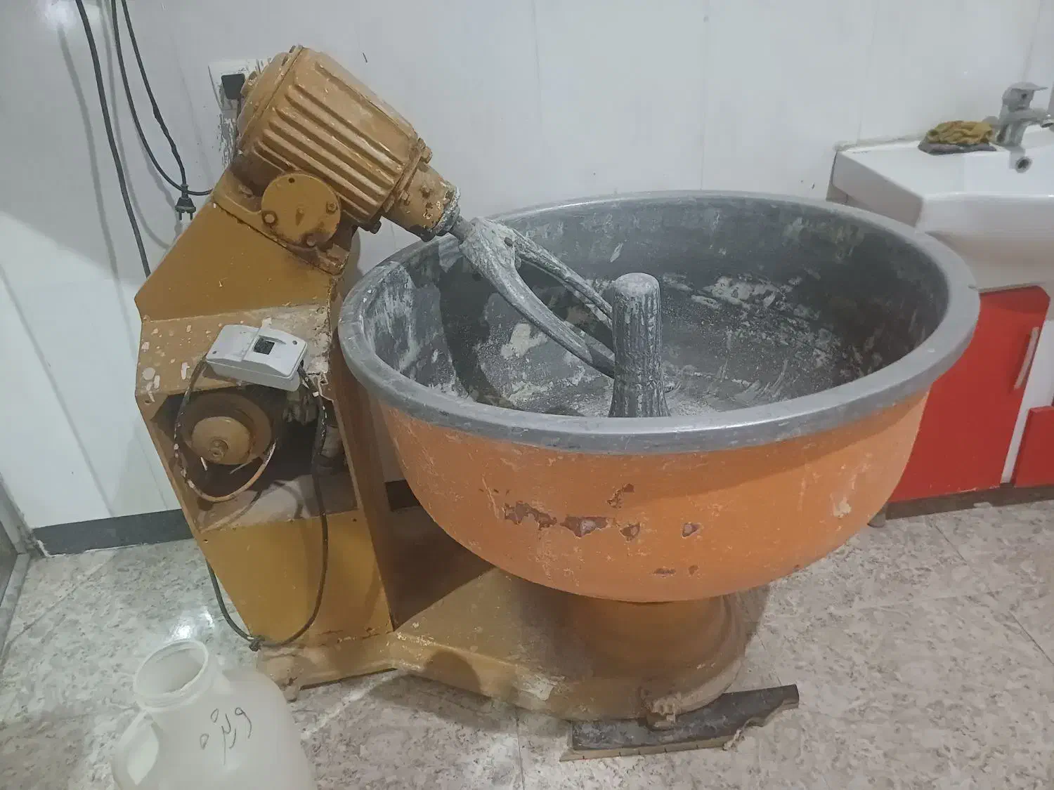 خمیر گیر|کافیشاپ و رستوران|اصلاندوز, |دیوار