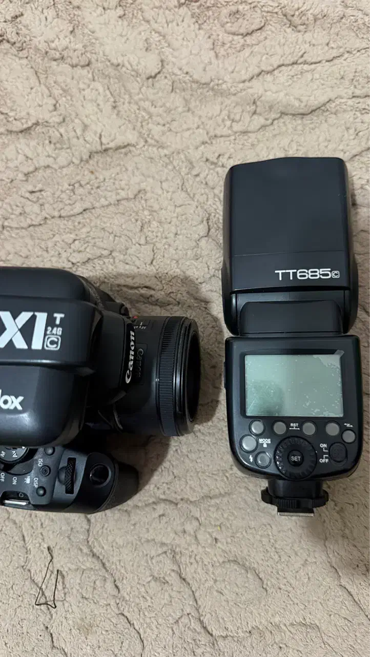 دوربین عکاسی ۸۵۰ دی با تجهیزات|دوربین عکاسی و فیلم‌برداری|سیرجان, |دیوار