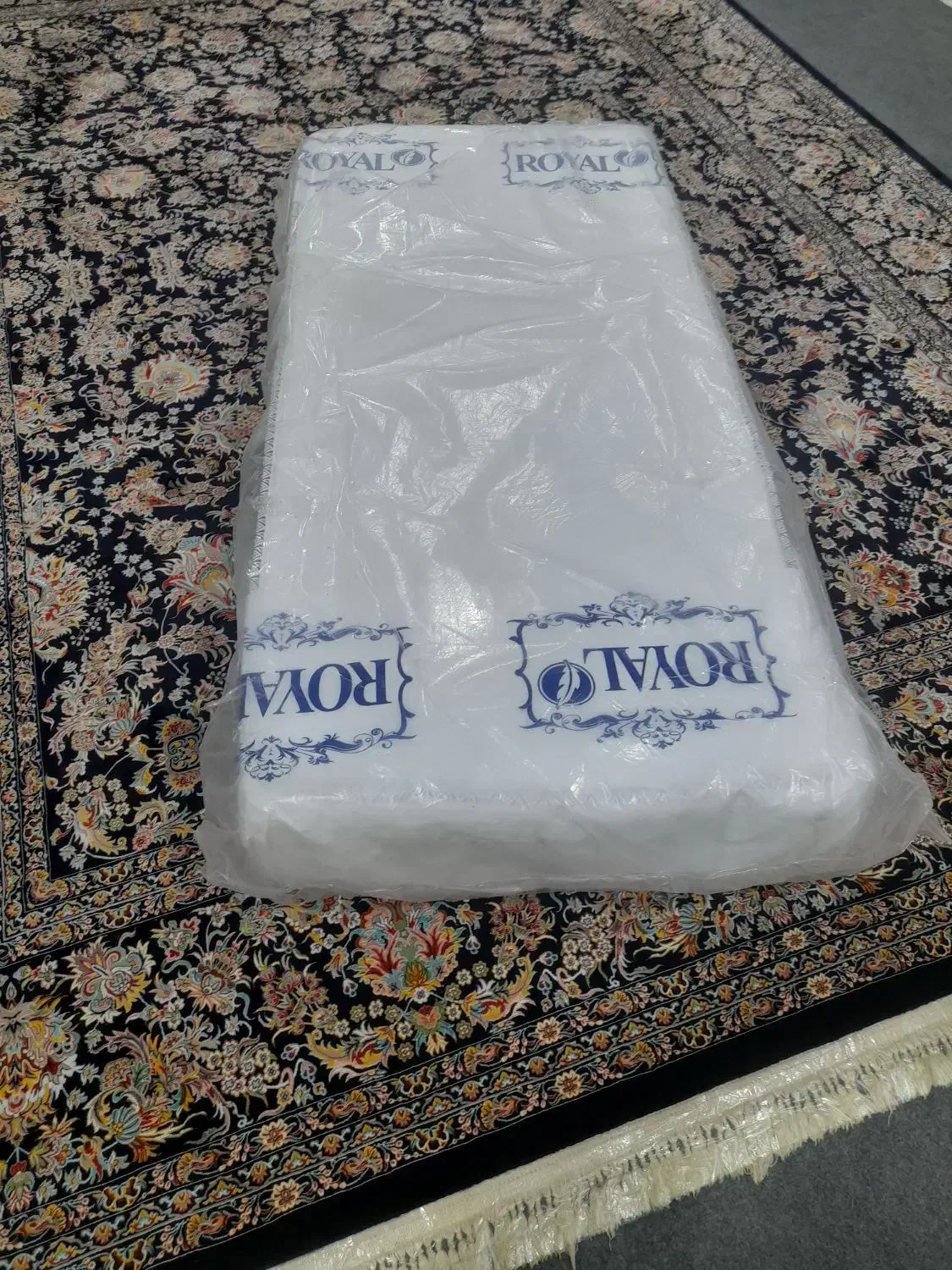 تشک|تشک تختخواب|اهواز, گلستان|دیوار