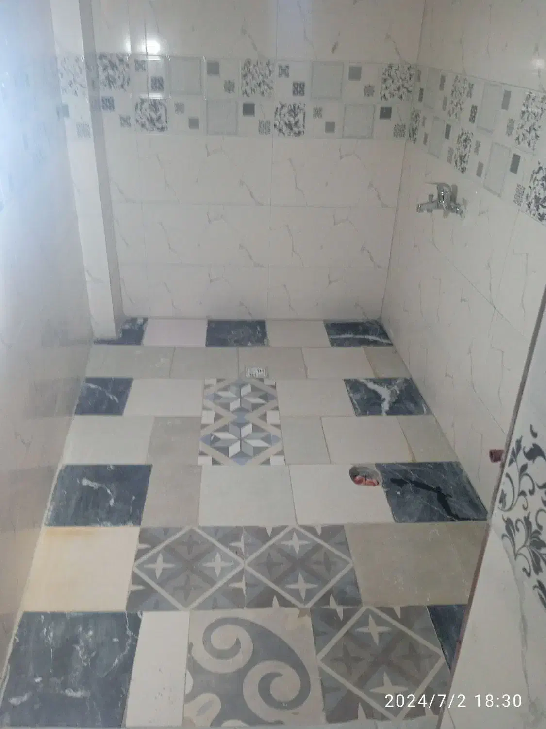 اجرای.کاشیکاری وسرامیک انصاری|خدمات پیشه و مهارت|اراک, |دیوار