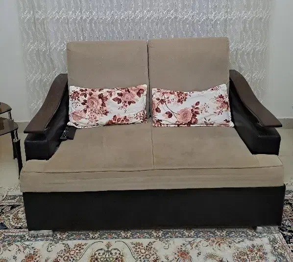 مبل کرم ۷ نفره|مبلمان خانگی و میز عسلی|ابهر, |دیوار