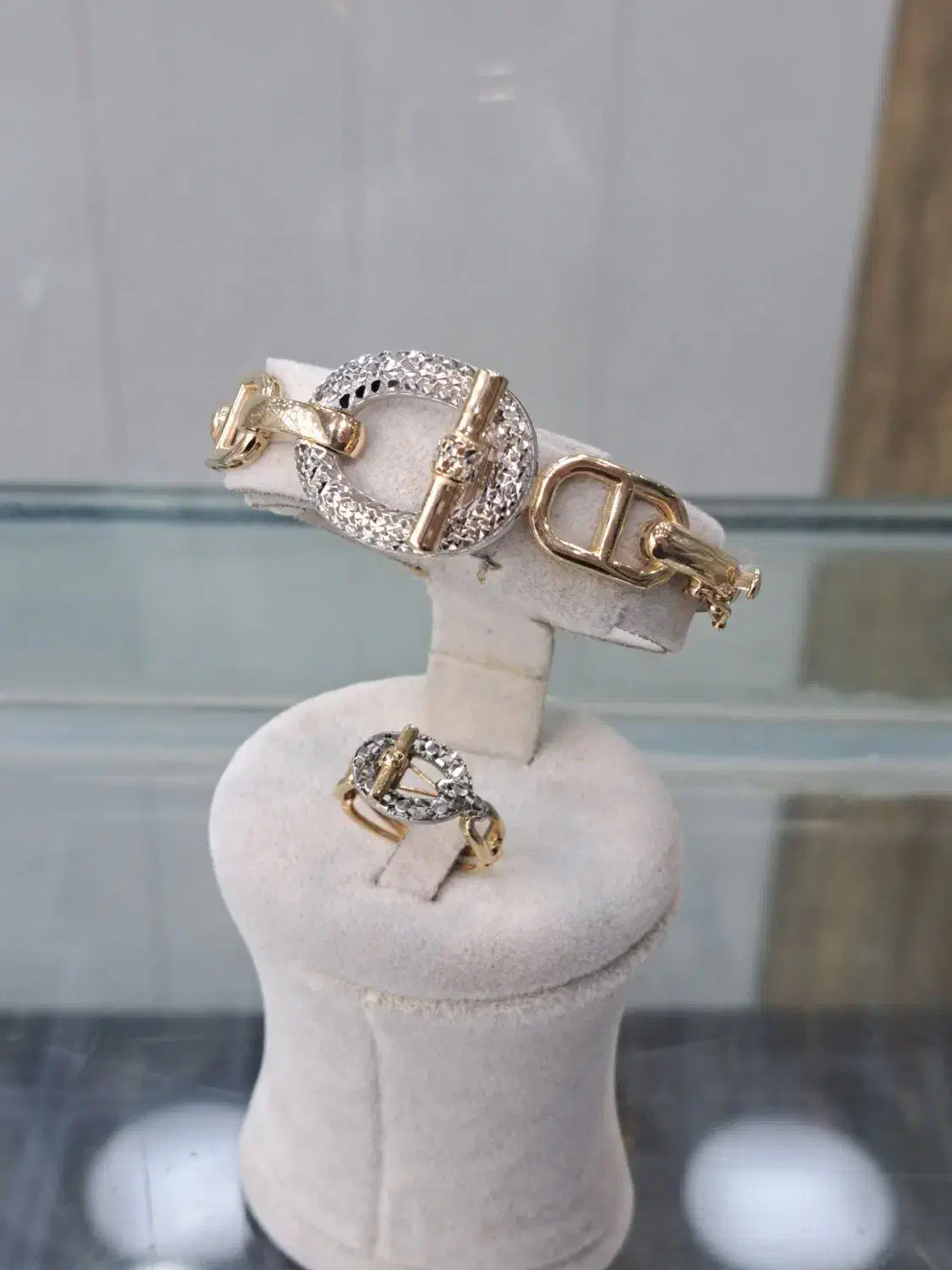 ست دستبند النگویی و انگشتر هرمس|جواهرات|قم, نیروگاه|دیوار