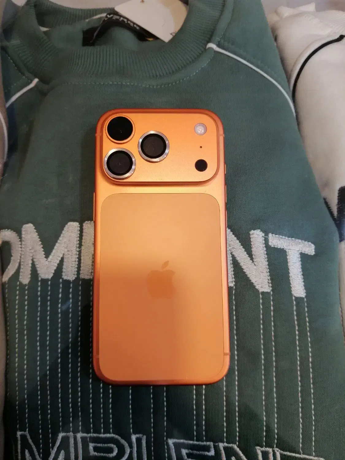 ایفون 17 پرو|موبایل|شهرضا, |دیوار