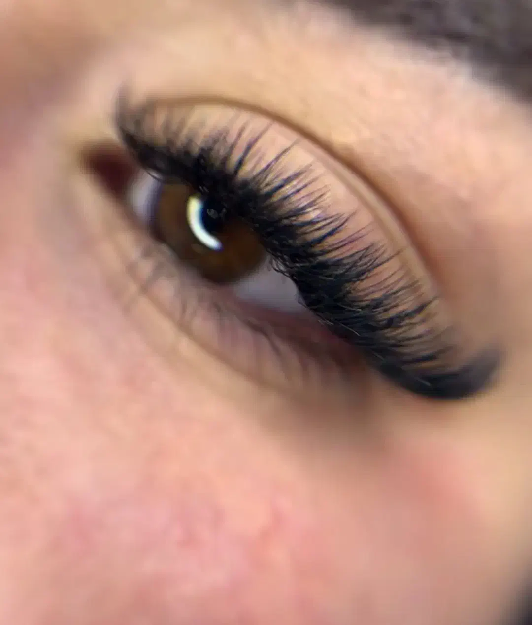 اکستنشن مژه حرفه ای با ماندگاری دو ماهه|خدمات آرایشگری و زیبایی|شیروان (خراسان), |دیوار