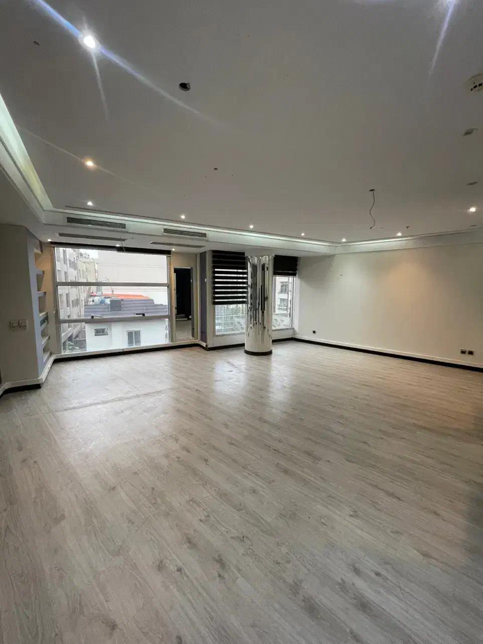 اجاره اداری بر کامرانیه ۱۳۰ متر ۲ اتاق|اجارهٔ دفتر کار، اتاق اداری، مطب|تهران, کامرانیه|دیوار