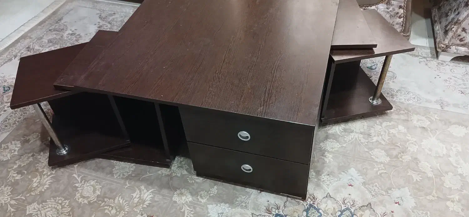 میزجلومبلی همراه۴تامیزعسلی ۴تاکشوداره|مبلمان خانگی و میز عسلی|رشت, توشیبا|دیوار