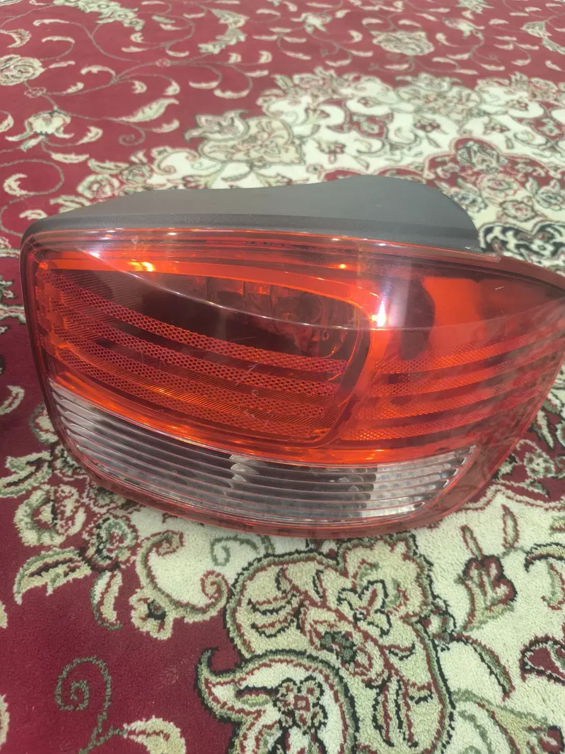 چراغ عقب تیبا ۱ فابریک با تخفیف ویژه|قطعات یدکی و لوازم جانبی|پرند, فاز ۶|دیوار