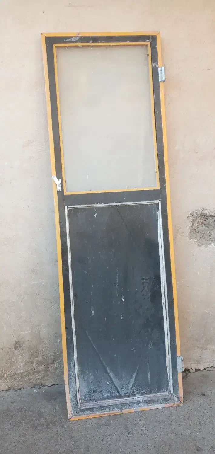 درب آلمینیومی دستشویی و حمام شهر فارسان|مصالح و تجهیزات ساختمان|فارسان, |دیوار