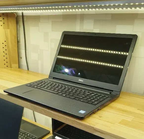 لپتاپ تمیز و خوش قیمتdell آمریکایی با باطری آکبند|رایانه همراه|تبریز, |دیوار