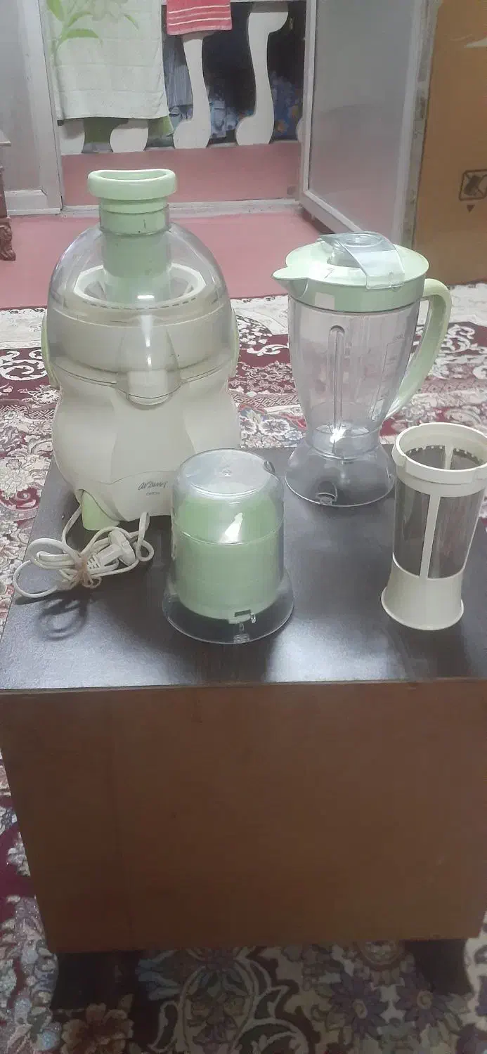 آبمیوه گیری چند کاره|آبمیوهگیر و آبمرکباتگیر|رشت, دروازه لاکان|دیوار