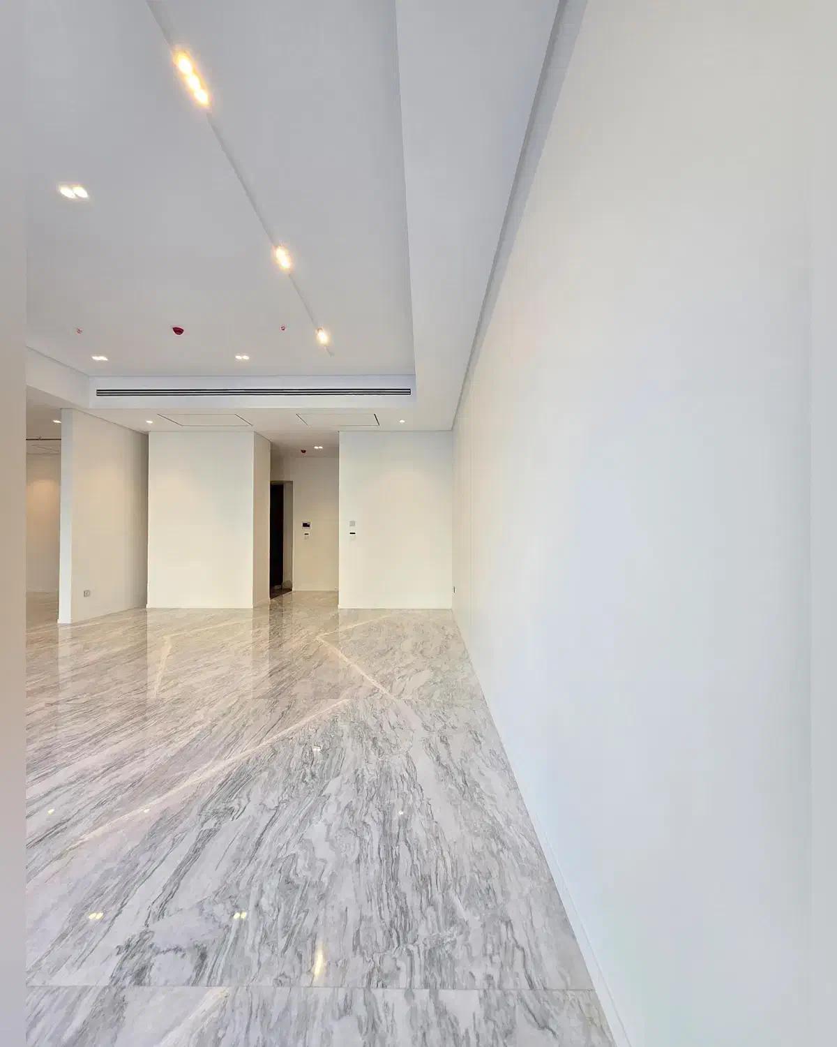 ۳۳۰متر مدرن ط۱۵ ویو ابدی ، تراس بزرگ ، مشاعات فول