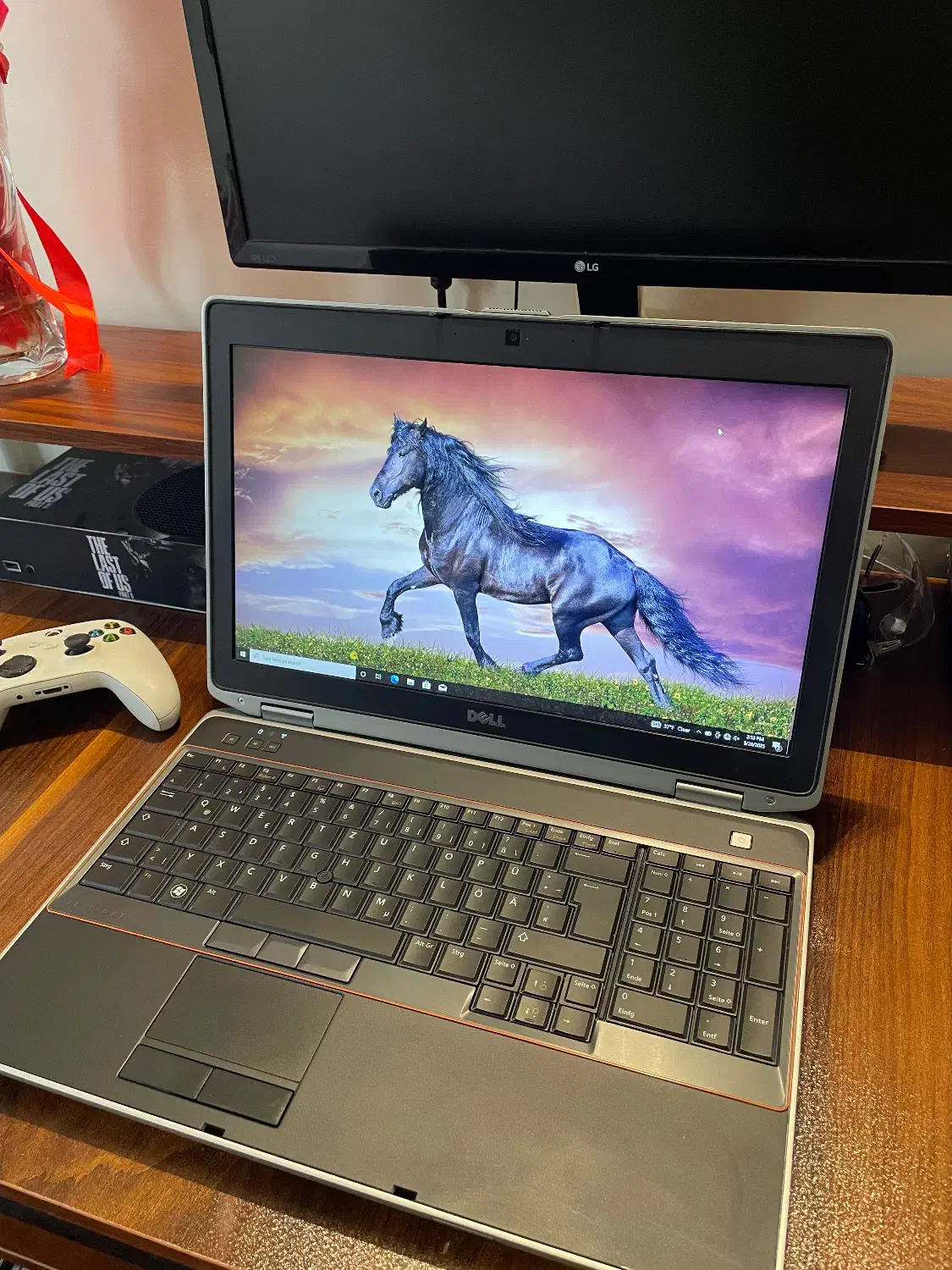 لپتاب امریکایی Dell i7 گرافیک 4G هاردSsd رم ۸|رایانه همراه|تهران, گلچین|دیوار