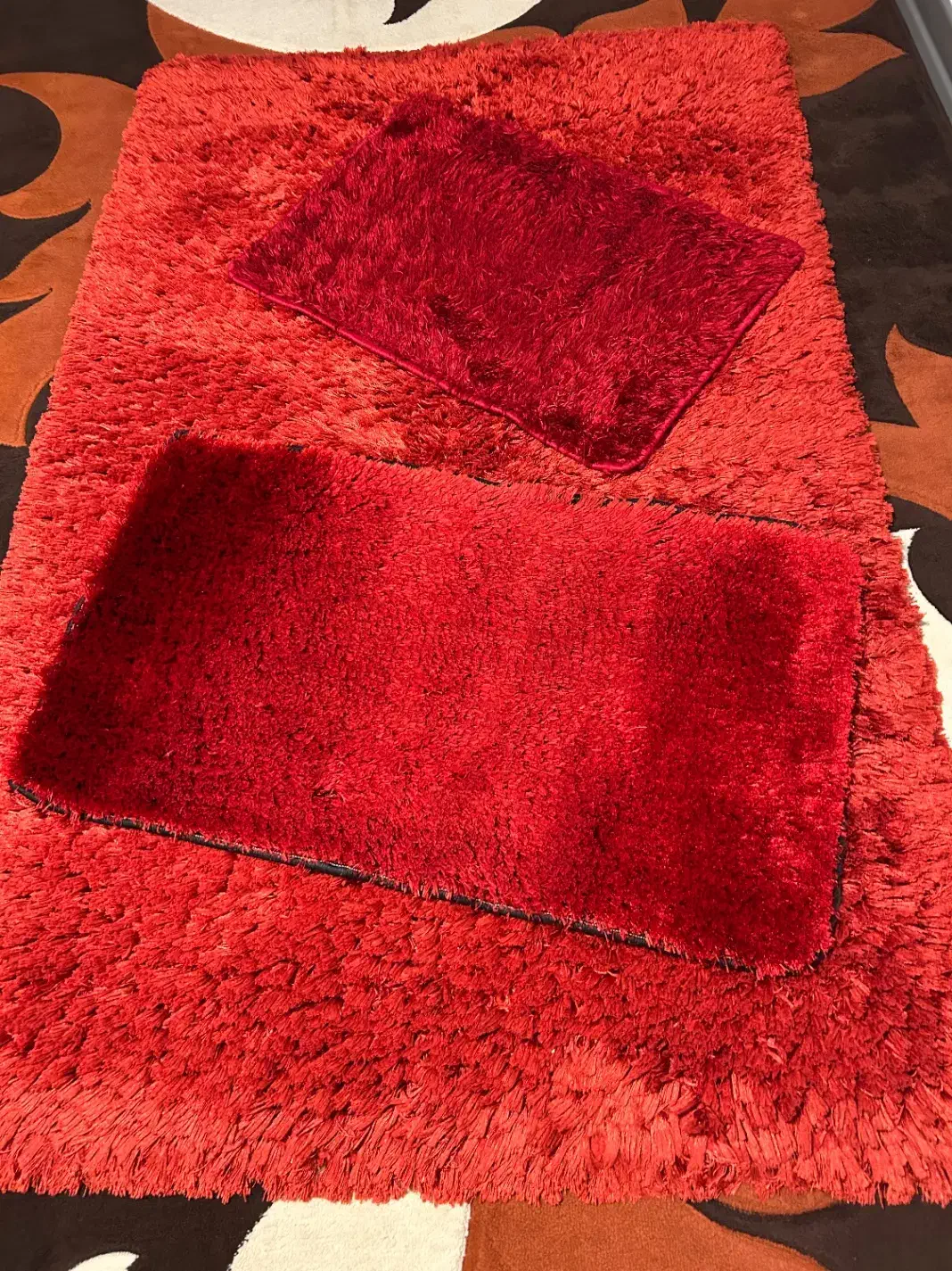 قالیچه ودو عدد پادری|پادری|محمدشهر, شهرک پیام (مهرالبرز)|دیوار