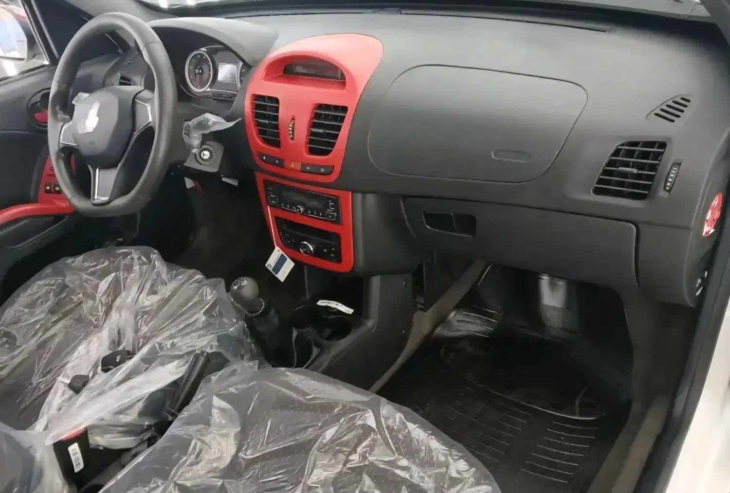 کوییک ۴۰۲ خشک|خودرو سواری و وانت|همدان, |دیوار