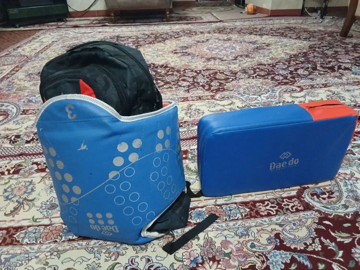 لباس مبارزه همراه با میت|تجهیزات ورزشی|کردکوی, |دیوار