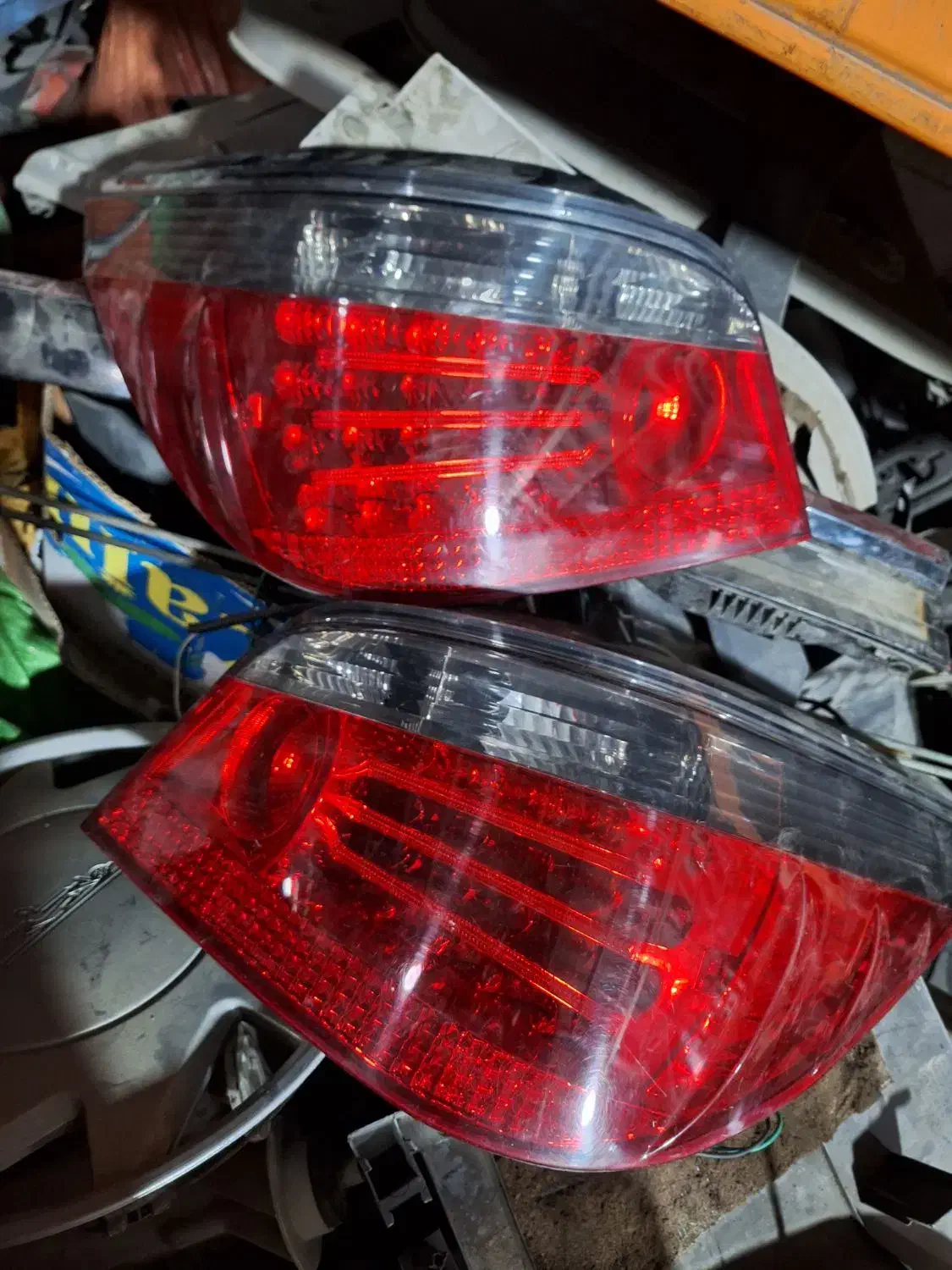 چراغ ماکسیما لندکروز لوین کرولا۲۰۱۴ بی ام وe60 lci|قطعات یدکی و لوازم جانبی|تهران, نظامی گنجوی (توانیر)|دیوار