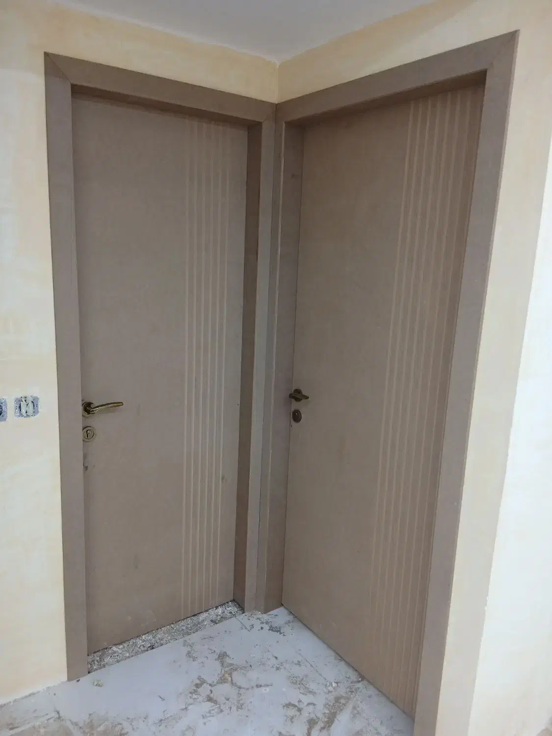 نصاب درب چوبی وضدسرقت|خدمات پیشه و مهارت|اصفهان, خانه اصفهان|دیوار