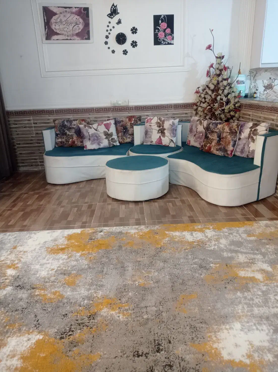 یک دست مبل|مبلمان خانگی و میز عسلی|بم, |دیوار