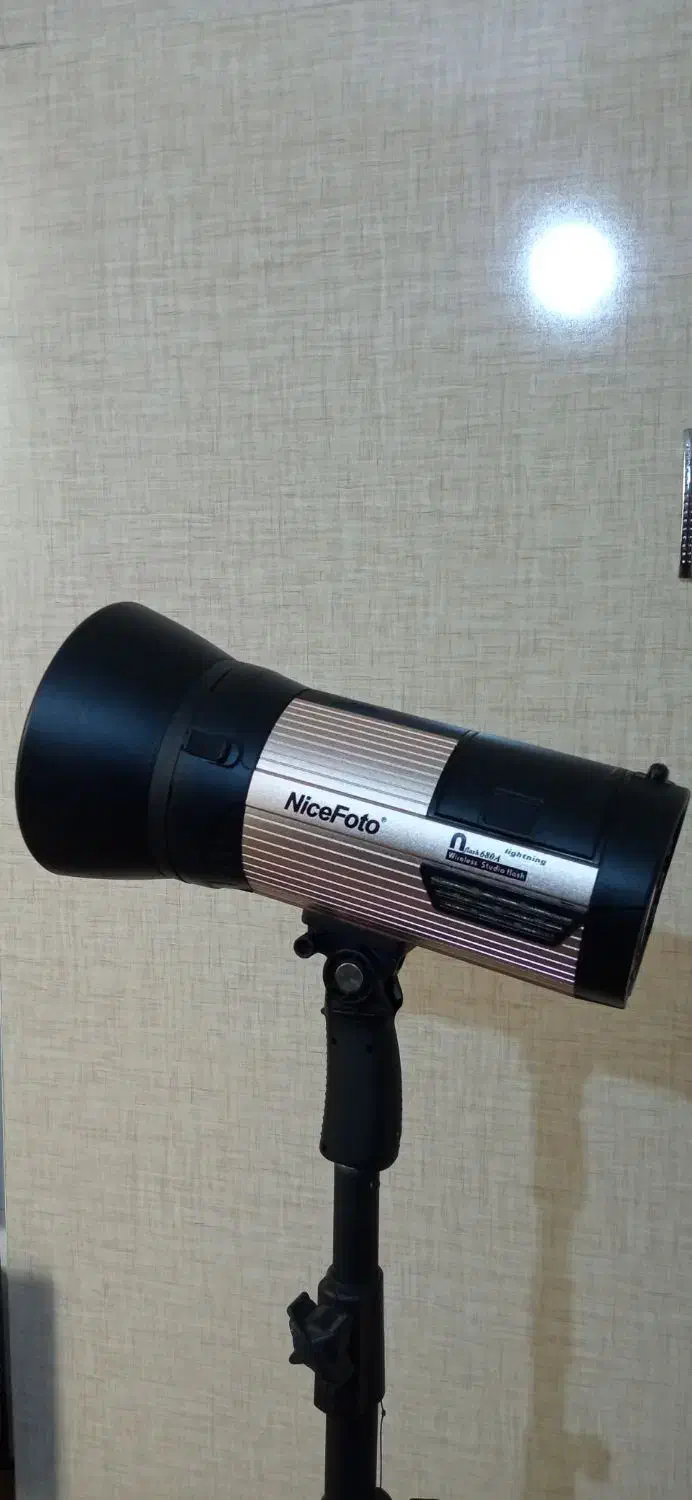 نور فلاش پرتابل نایس فوتو|دوربین عکاسی و فیلمبرداری|کرمان, |دیوار