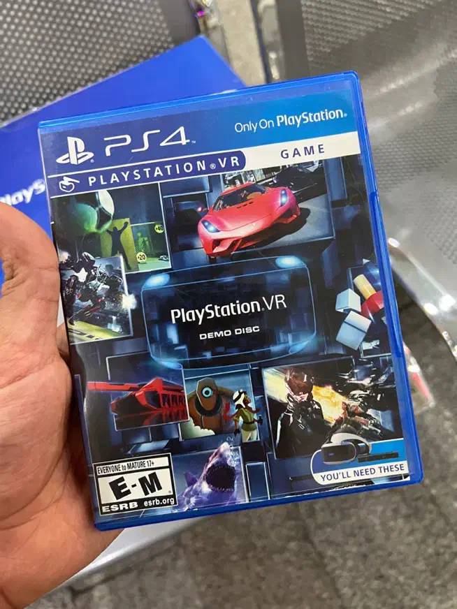 Ps Vr پلی استیشن وی ار نو همراه دو بازی|کنسول، بازی ویدئویی و آنلاین|تهران, فردوس|دیوار