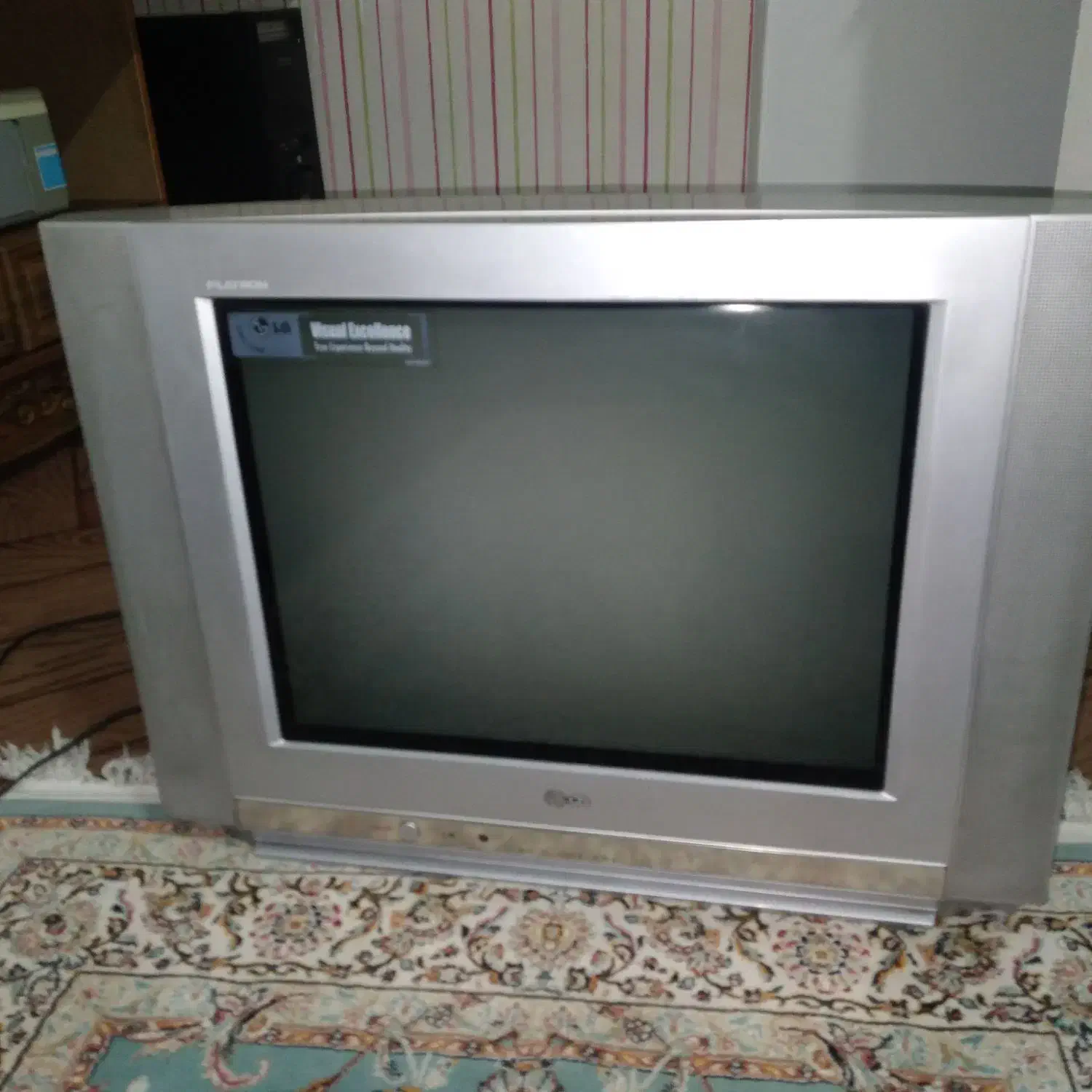 تلوزیون|تلویزیون و پروژکتور|فردیس, داوری|دیوار