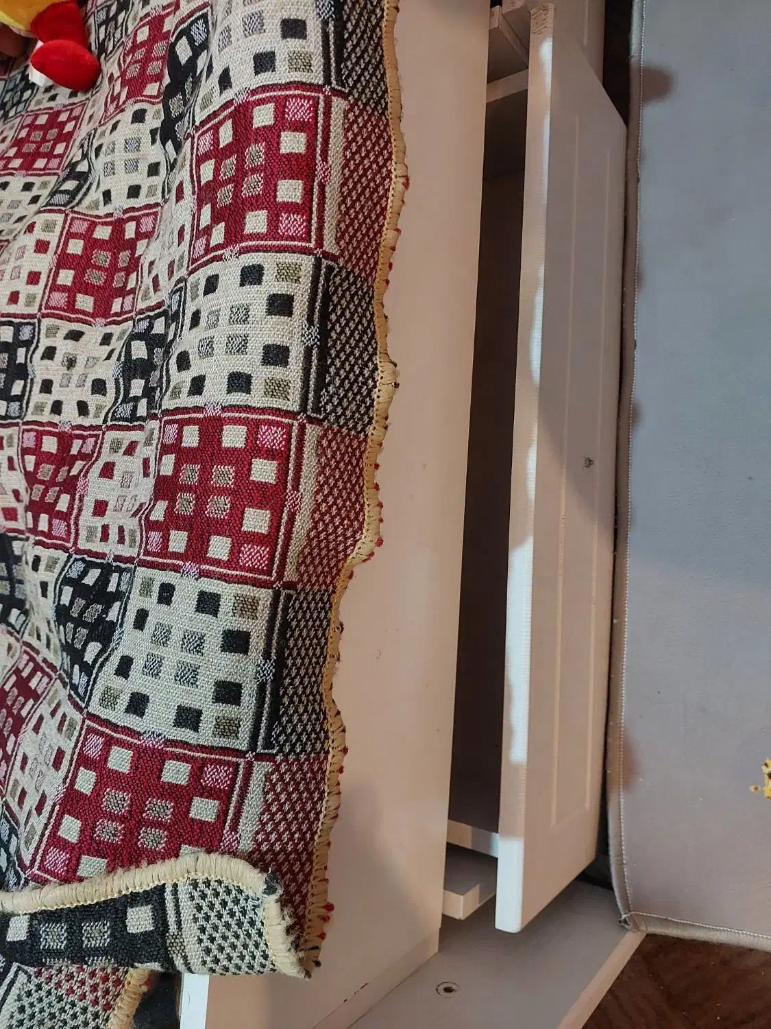 تخت کودک|اسباب و اثاث بچه|اهواز, گلستان|دیوار