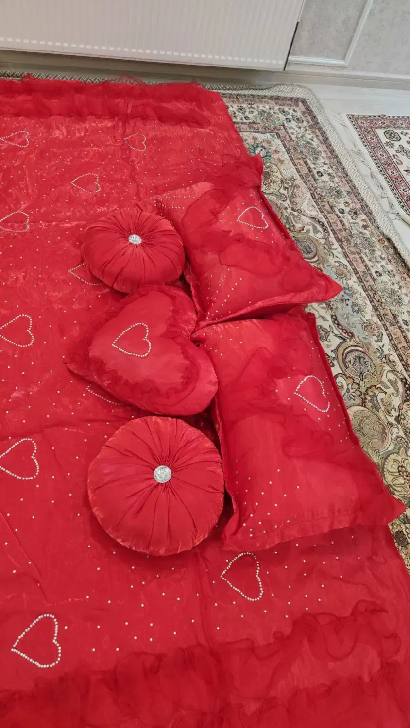 رو تختی دست دوز عروس|سرویس روتختی|ارومیه, |دیوار