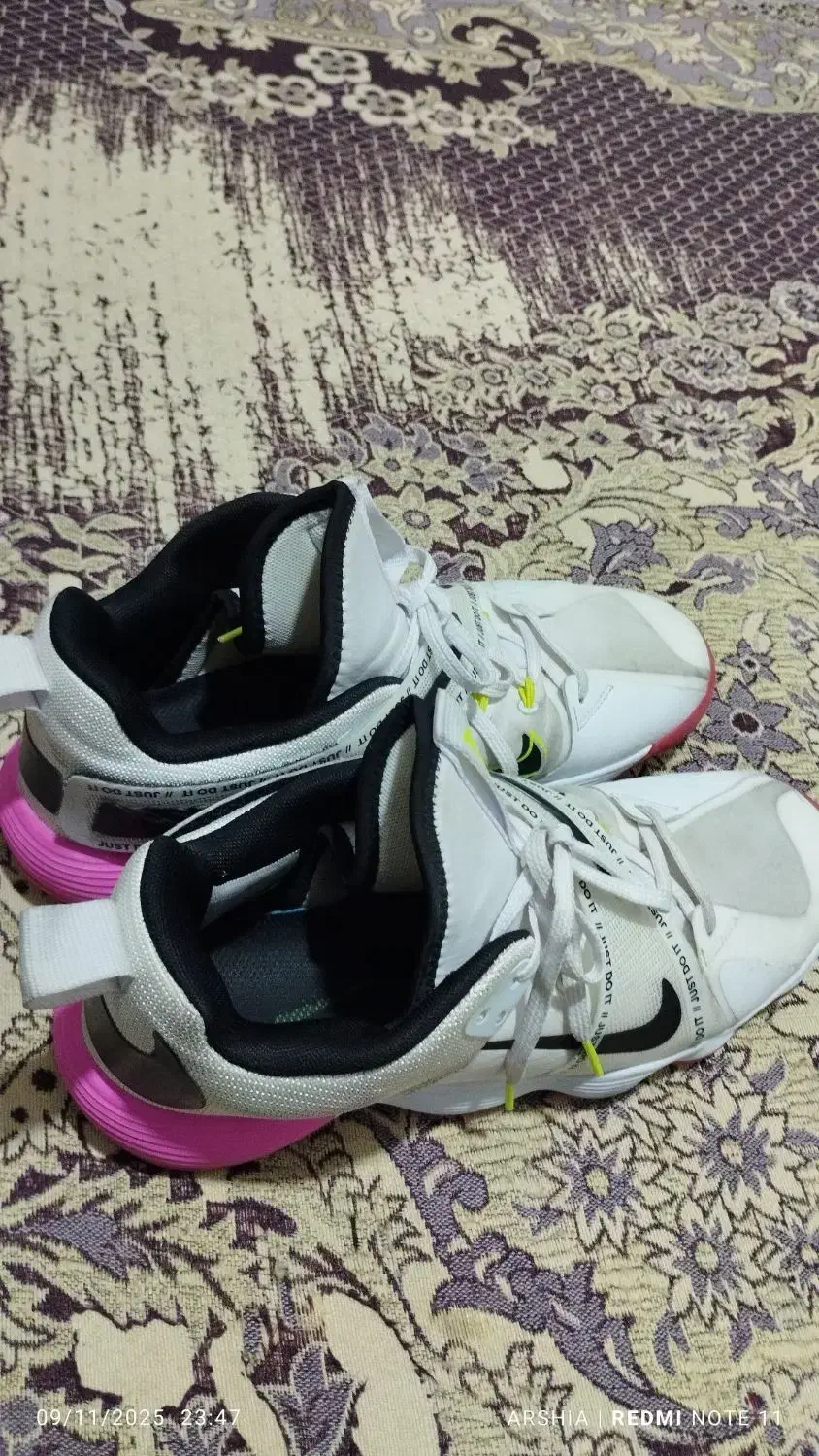 کفش والیبال|ورزش‌های توپی|ورامین, ورامین|دیوار