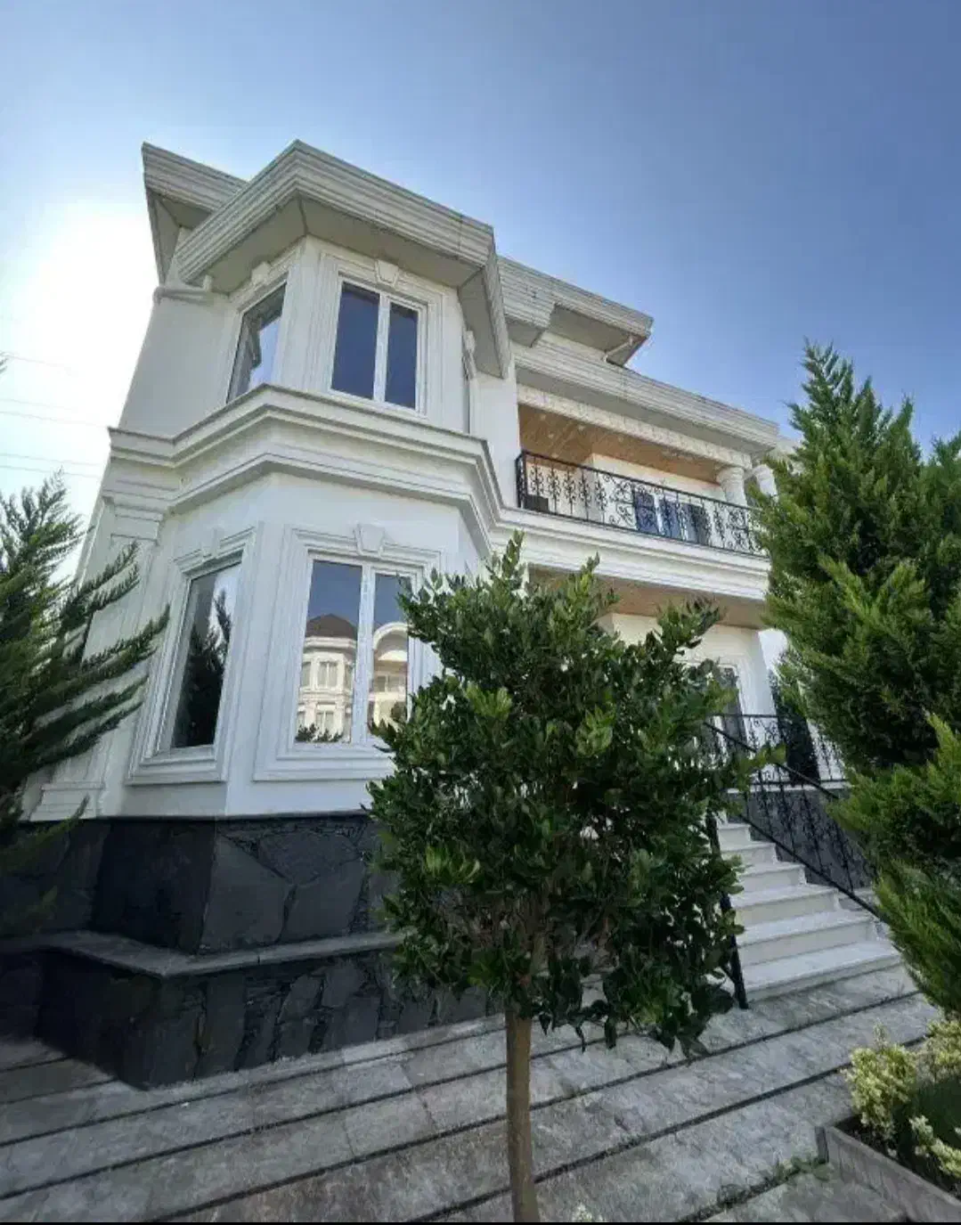 کاخ ویلا سندتک برگ و مستقل رویان|فروش خانه و ویلا|رویان, |دیوار