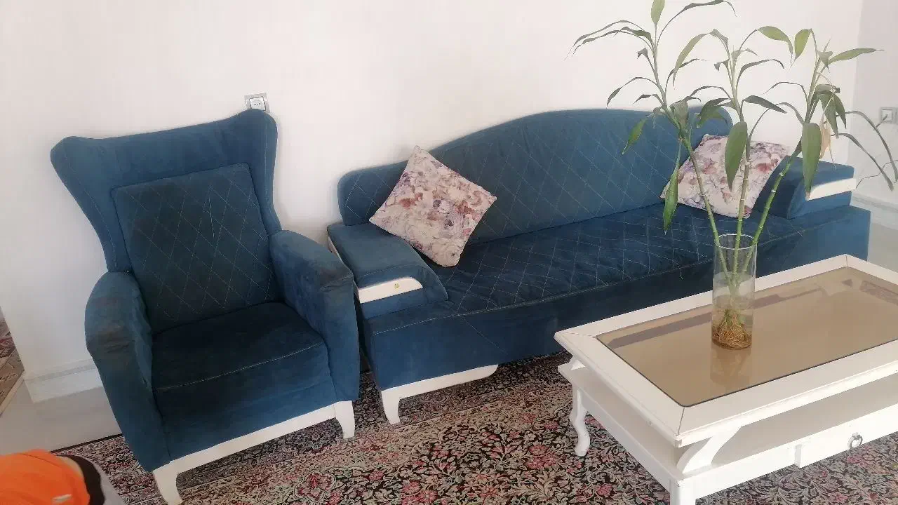 فروش مبل کار کرده|مبلمان خانگی و میز عسلی|کنگاور, |دیوار