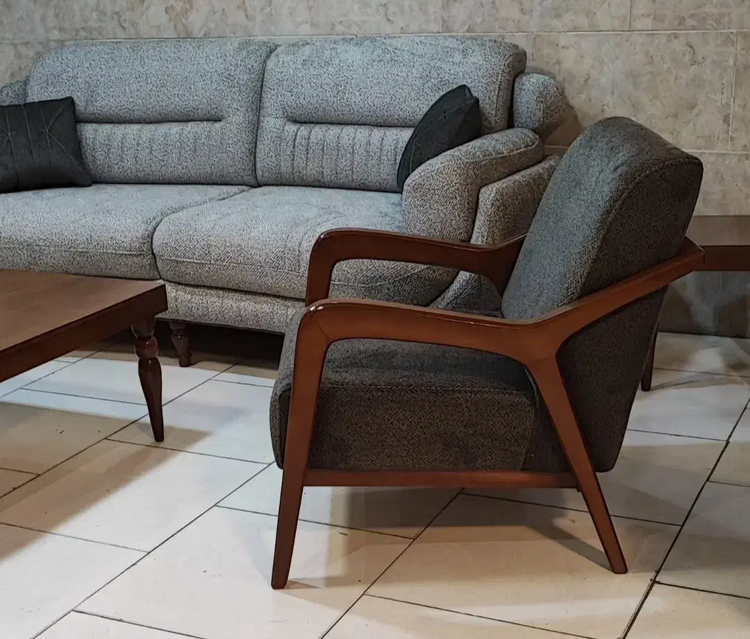 مبل چستر سالم زیر قیمت بازار|مبلمان خانگی و میز عسلی|آران و بیدگل, |دیوار