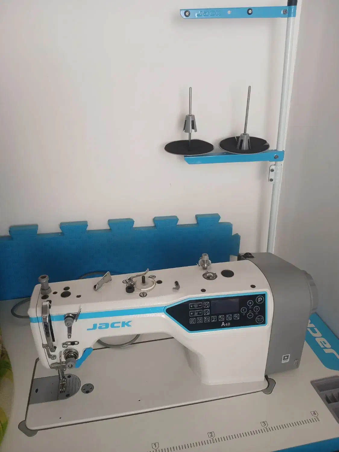 چرخ صنعتی|چرخ خیاطی و ریسندگی|نقده, |دیوار