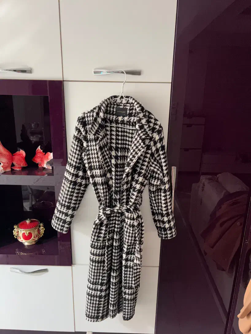 پالتو پاییزی و پر کت مخمل ، بارونی، جوراب شلواری|لباس|اصفهان, سرچشمه|دیوار