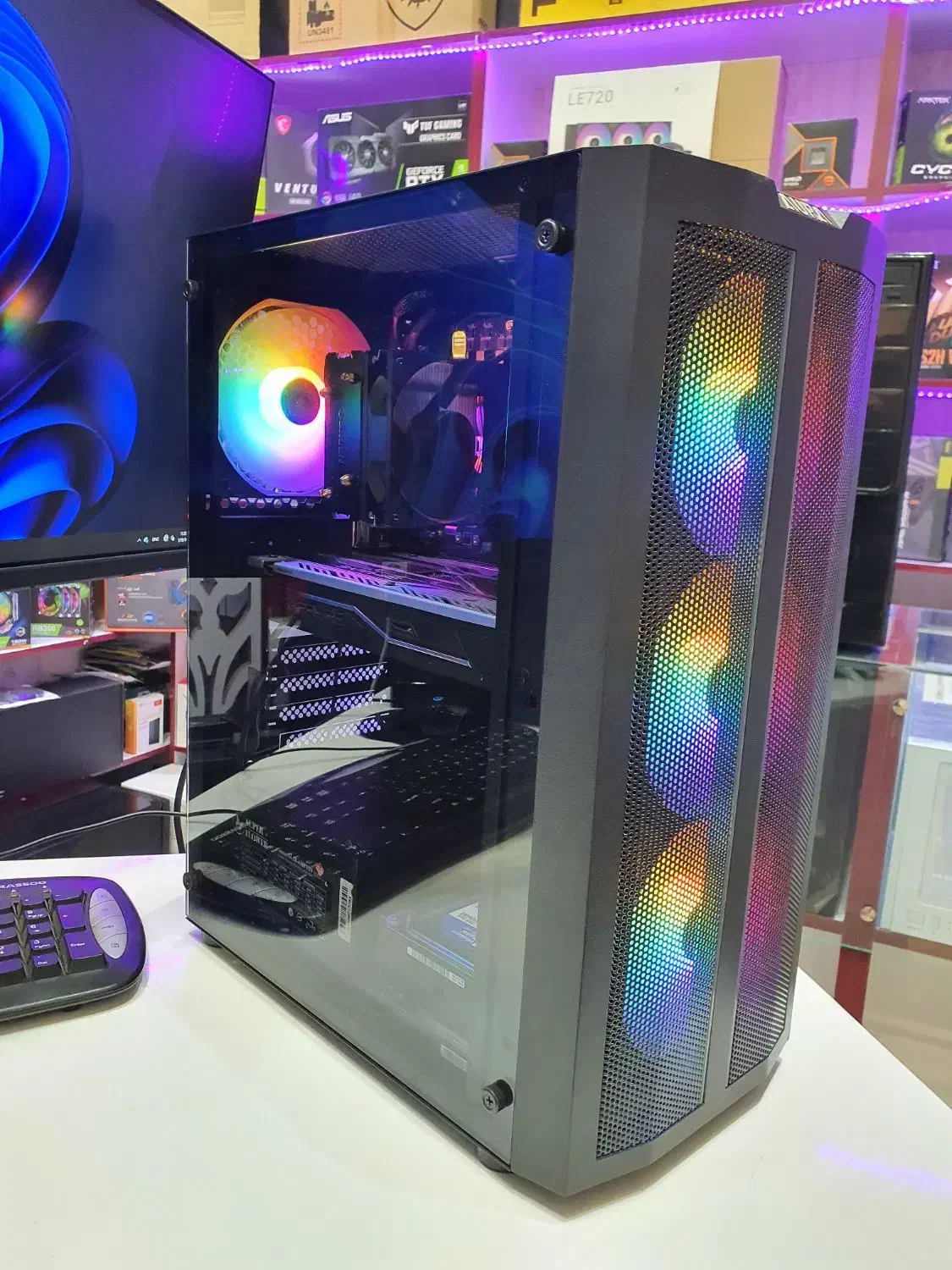 کیس کامل کامپیوتر|رایانه رومیزی|بروجرد, |دیوار