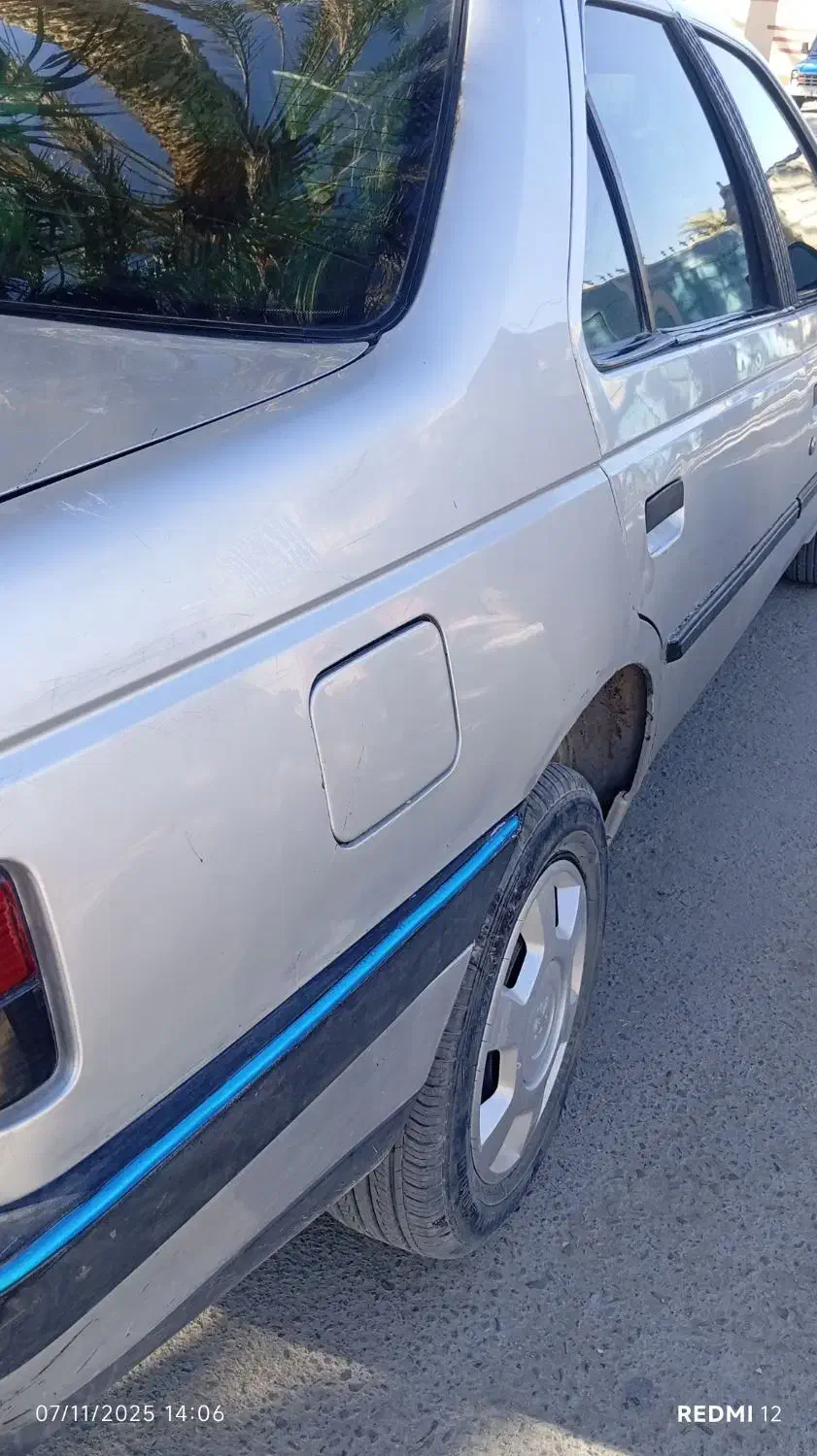 وسیله نقلیه|خودرو سواری و وانت|کله گان, |دیوار