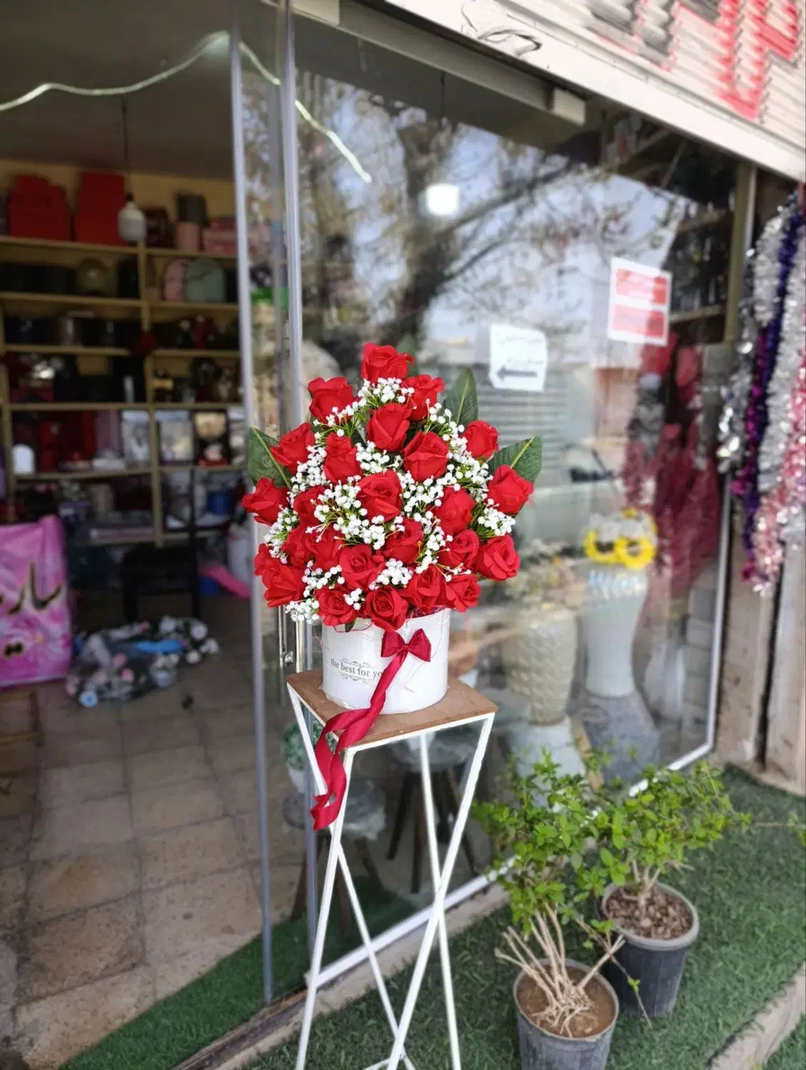 باکس گل رز وعروس|گل مصنوعی|اسفرورین, |دیوار