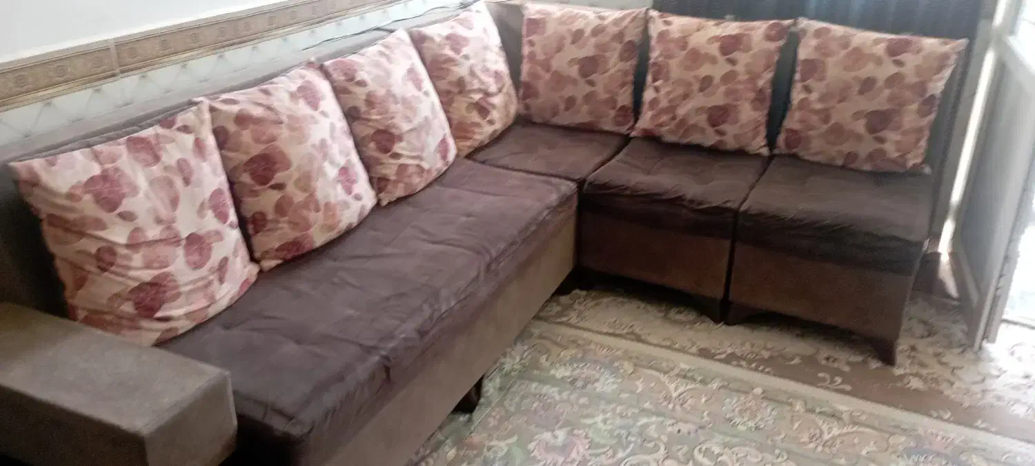 تعدادی وسایل خانه فروشی|مبلمان خانگی و میز عسلی|نورآباد, |دیوار