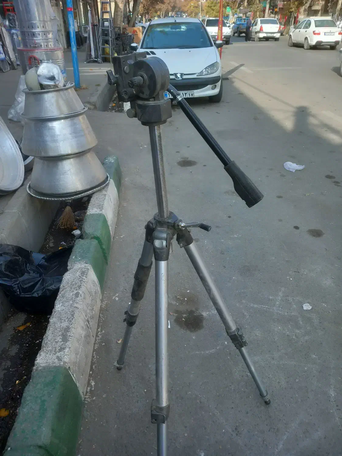 ۳ پایه عکاسی و فیلمبرداری|دوربین عکاسی و فیلمبرداری|ارومیه, |دیوار