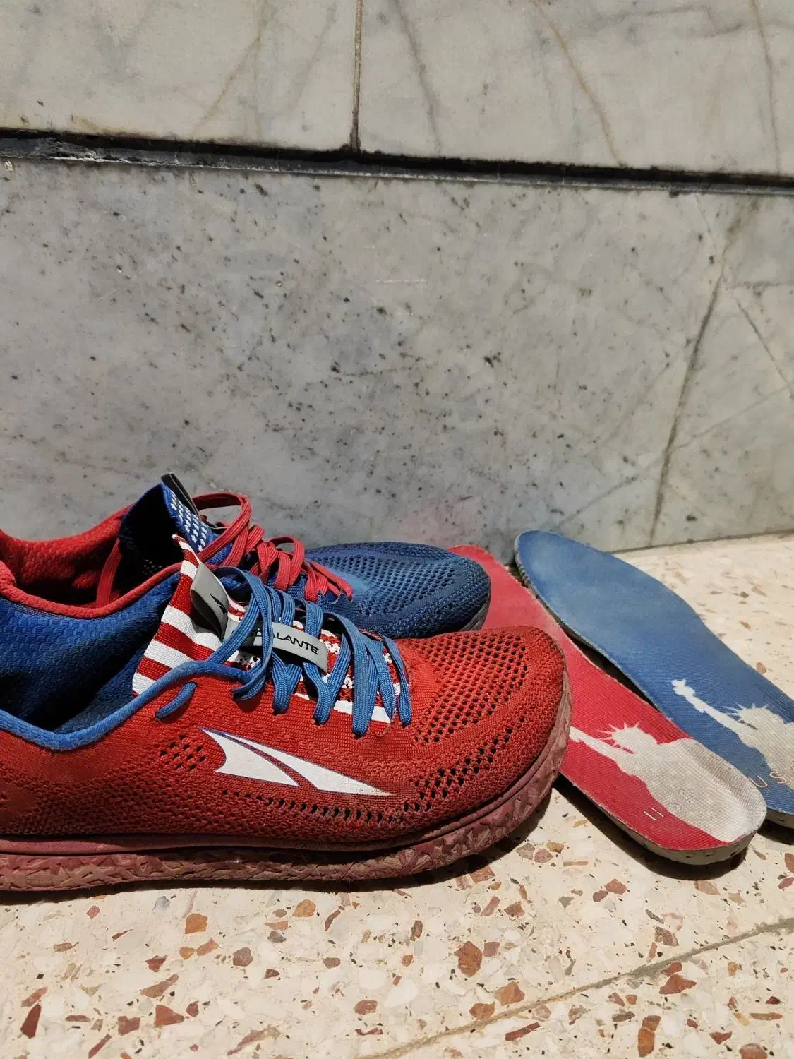 کتونی اورجینال خارجی|کیف، کفش، کمربند|هشتگرد, شهرک راه آهن|دیوار