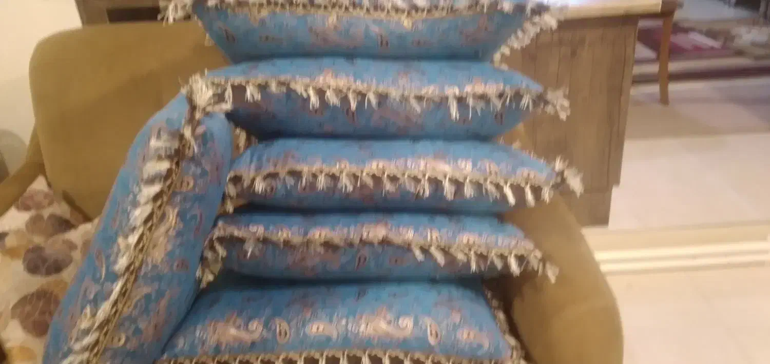 زیرگوشی بالش داخل پرشده جنس پر با رویه نو|رختخواب، بالش، پتو|کرمانشاه, |دیوار