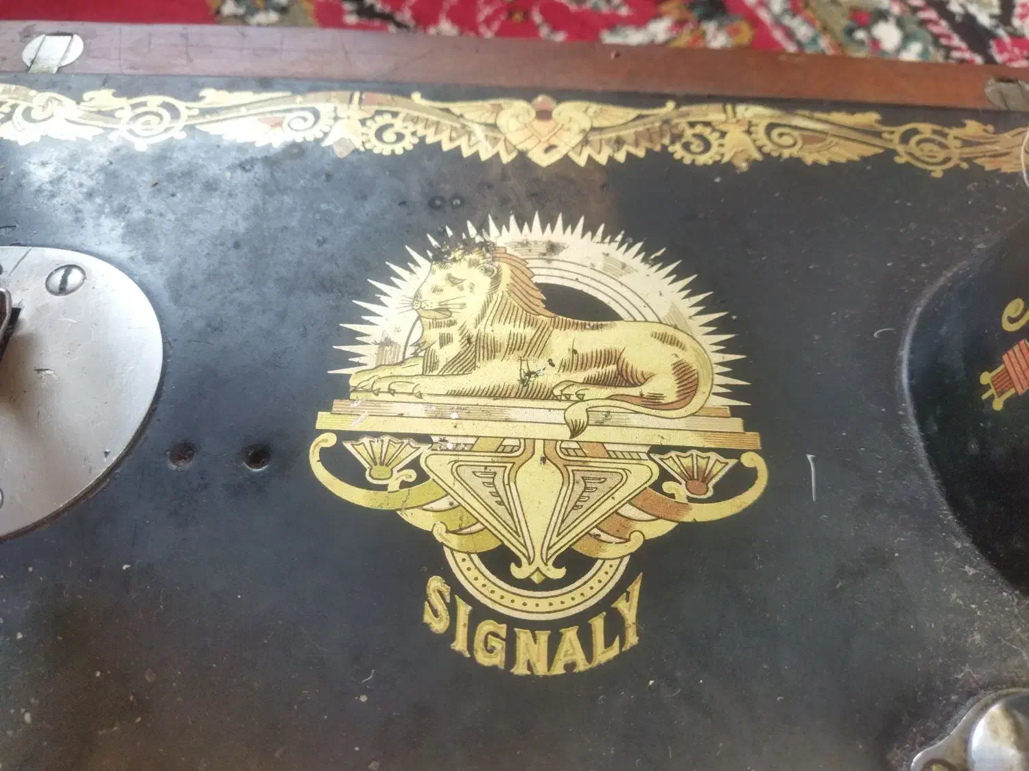 چرخ خیاطی|چرخ خیاطی و ریسندگی|چالوس, |دیوار