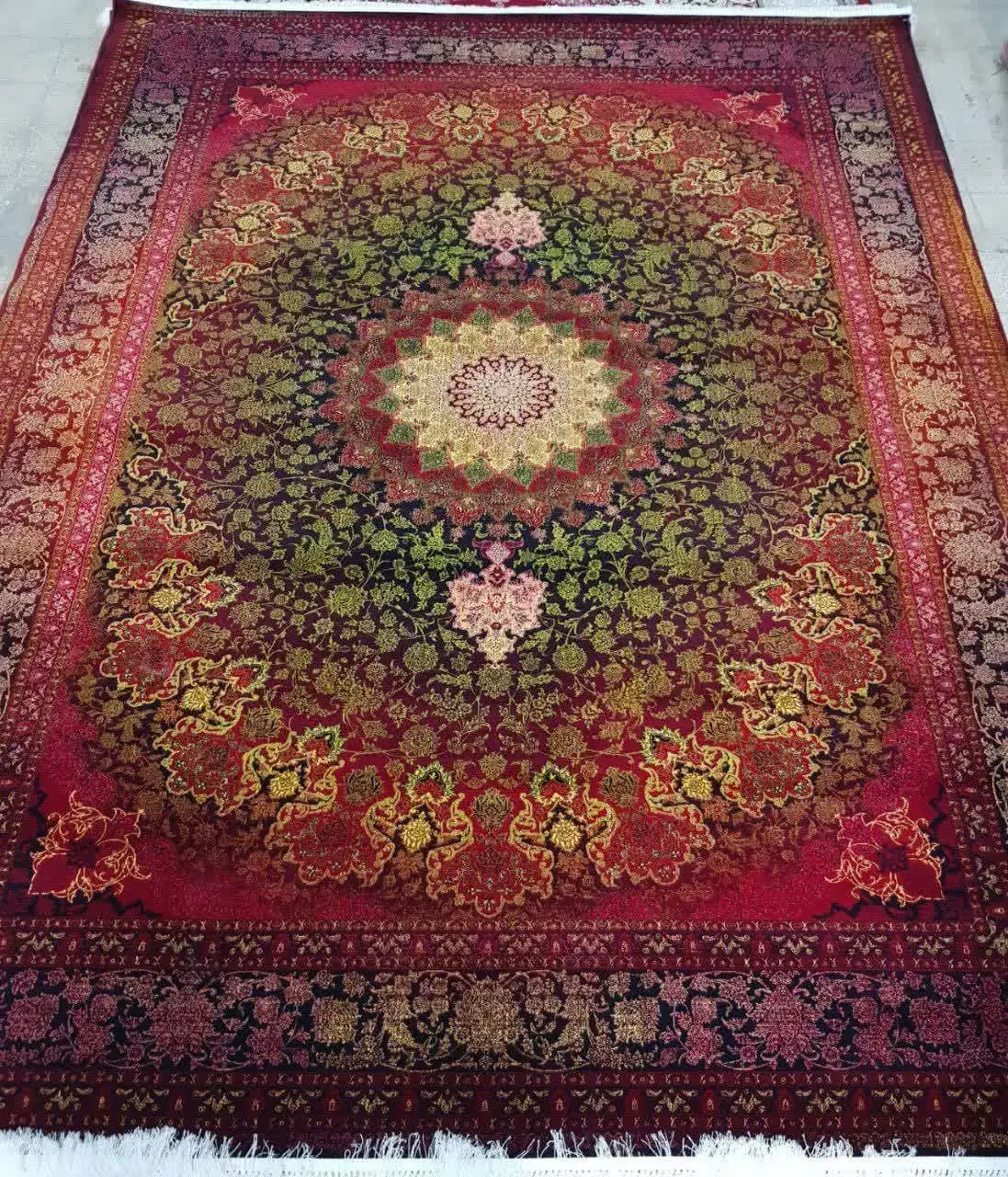 قالی فرش بی رقیب در قیمت نقد واقساط با|فرش|رشت, چله خانه|دیوار