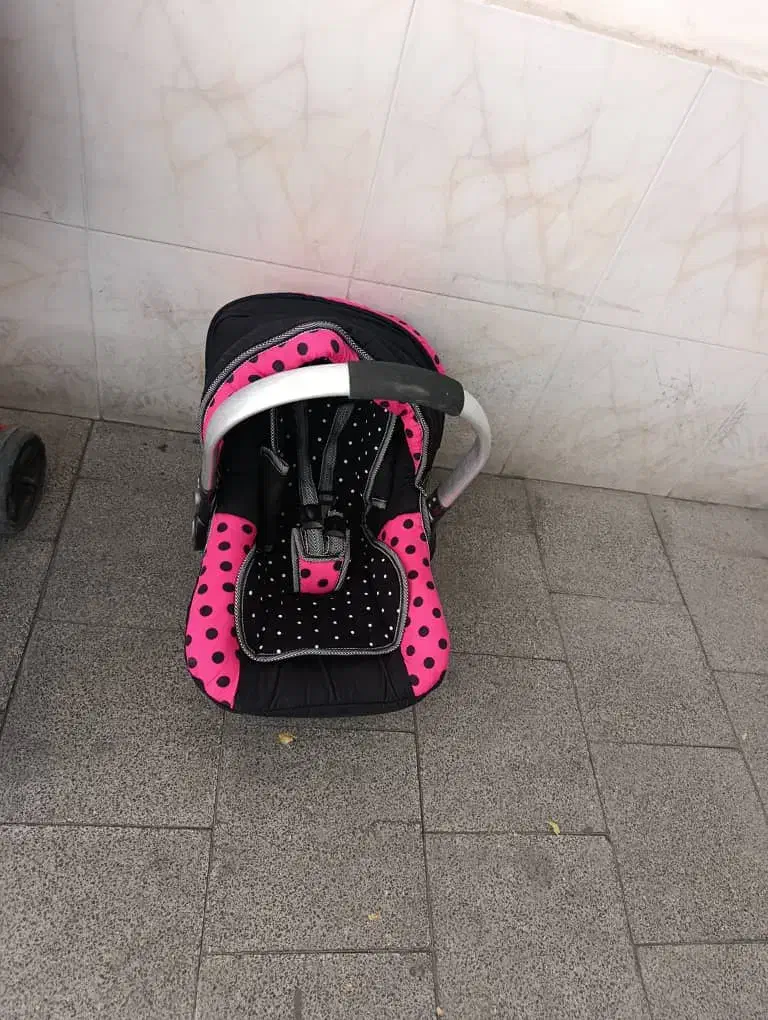 لولیک- کریر -کالسکه -پشه بند|کالسکه و لوازم جانبی|سهند, |دیوار