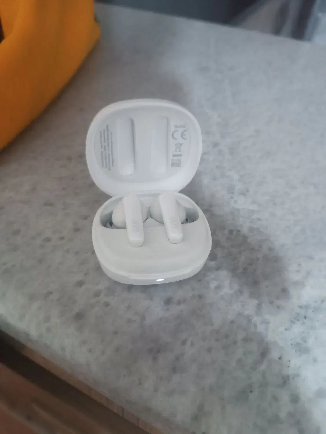 ایرپادهندزفری|لوازم جانبی موبایل و تبلت|همدان, |دیوار