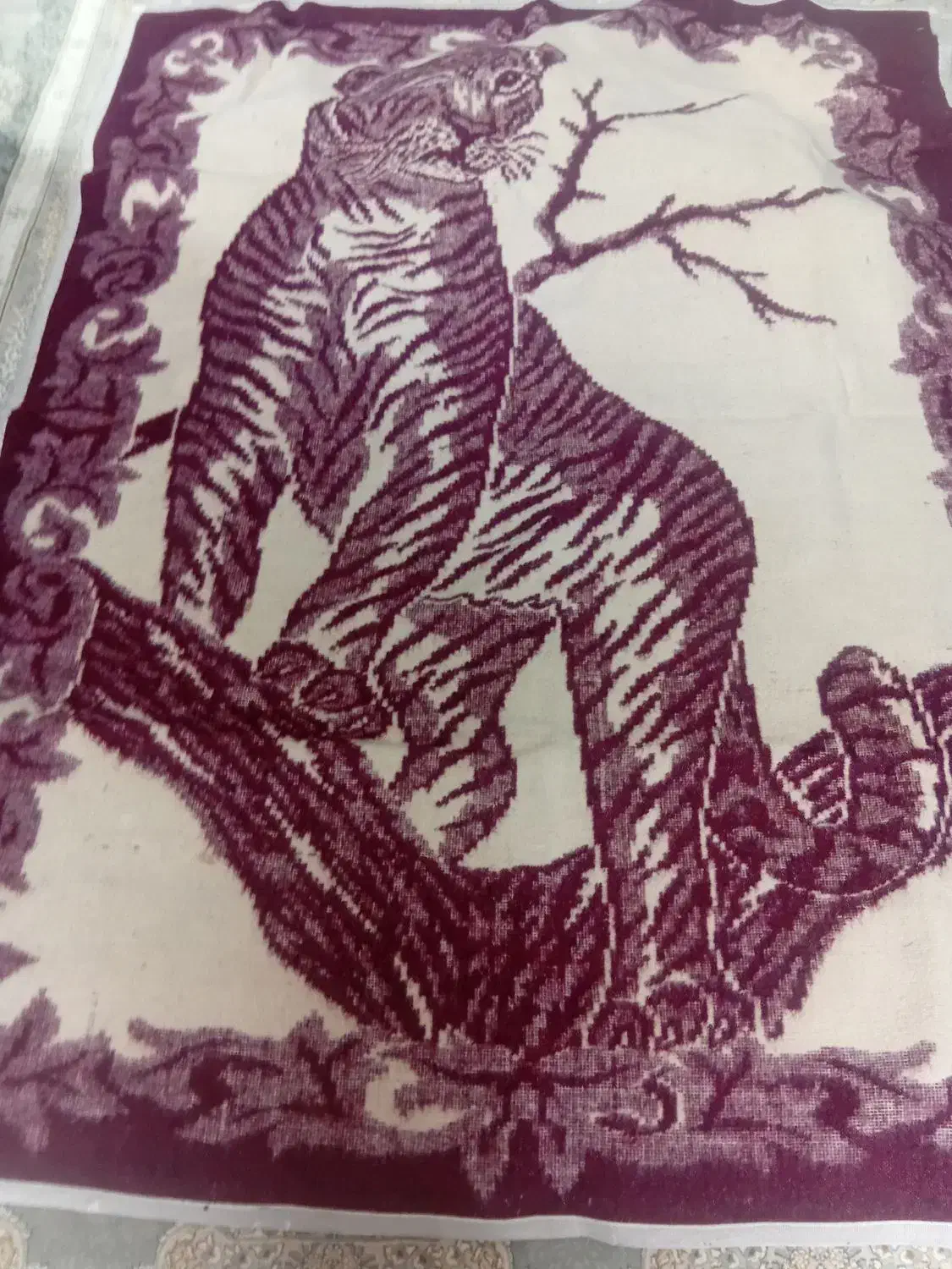 پتو نو|رختخواب، بالش، پتو|یزد, |دیوار