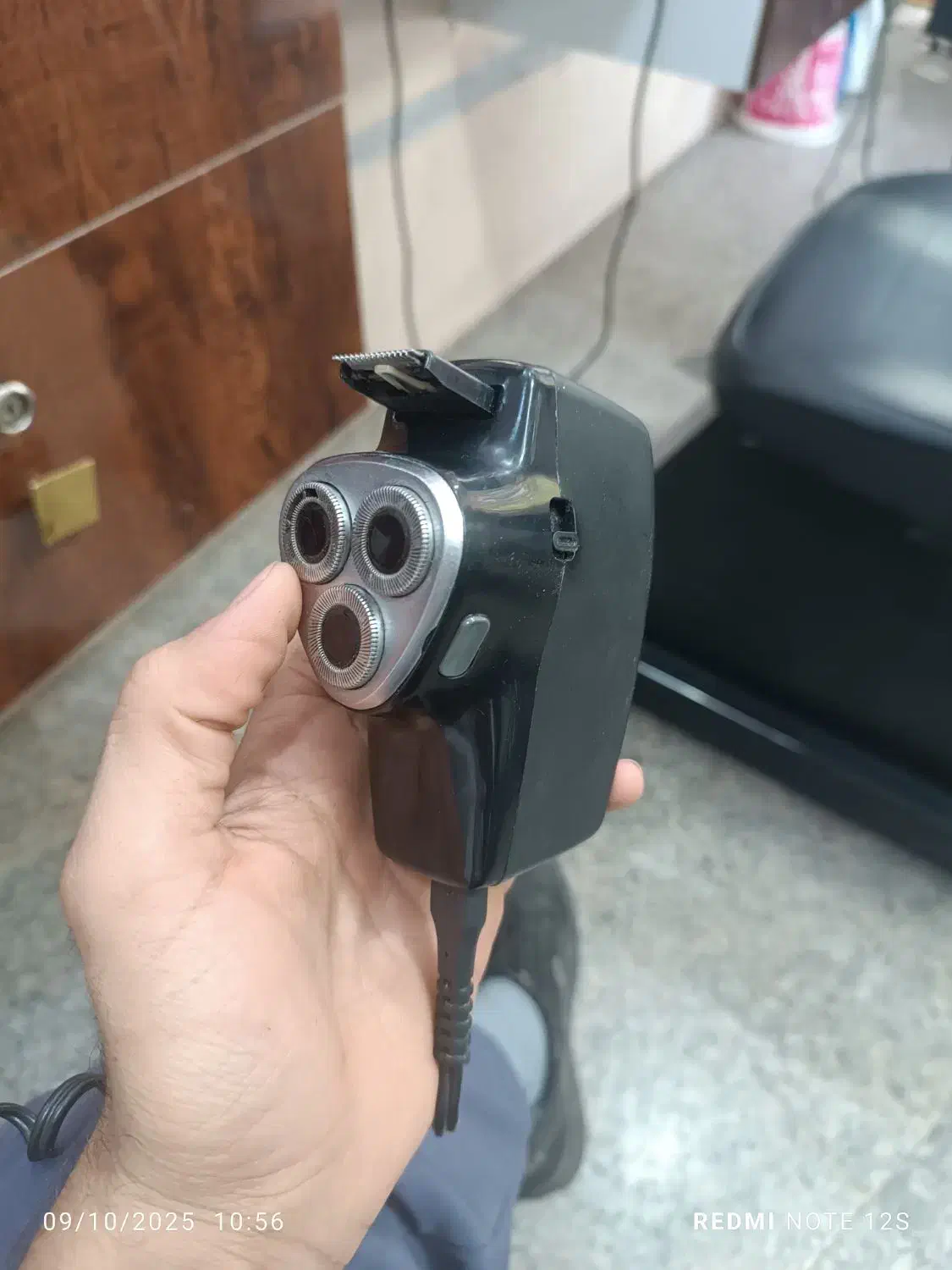 ماشین اصلاح  سه تیغ فلیپس قدیمی|آرایشی، بهداشتی، درمانی|تربت جام, جامی|دیوار